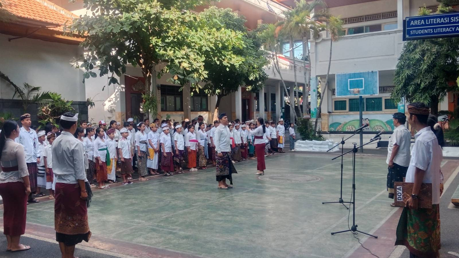 hutri79-03